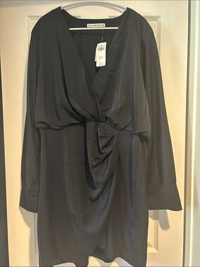 Abercrombie & Fitch Black Long-Sleeve Wrap Dress